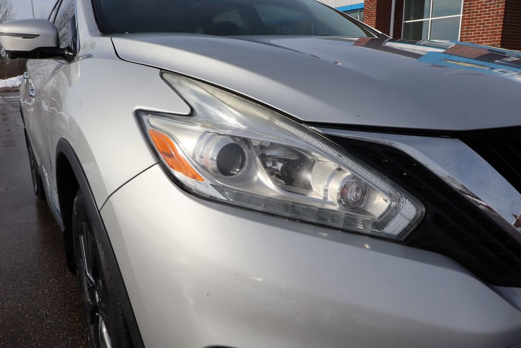 Used 2017 Nissan Murano SV w/ Premium Plus Package image 5