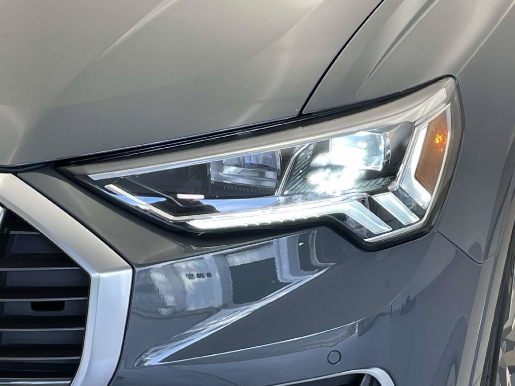 Used 2022 Audi Q3 2.0T Premium Plus AWD/4WD image 16