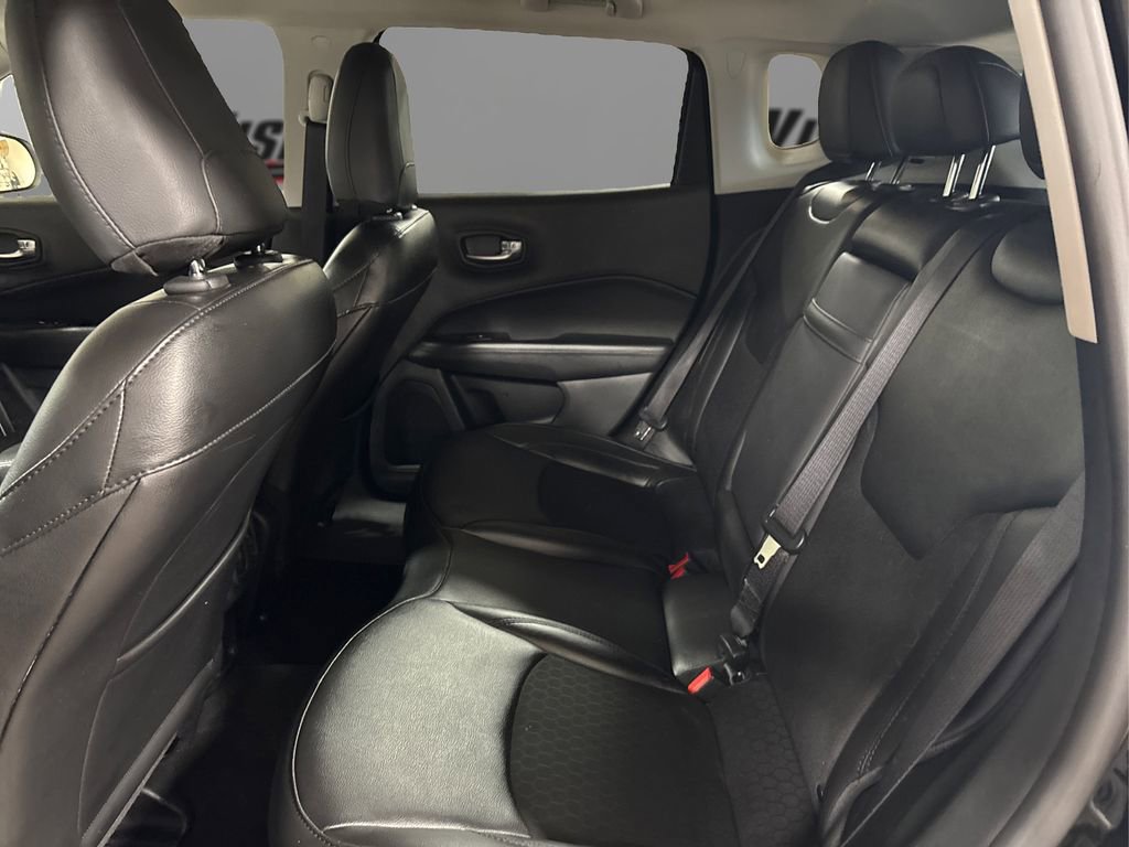 Used 2020 Jeep Compass Latitude image 10