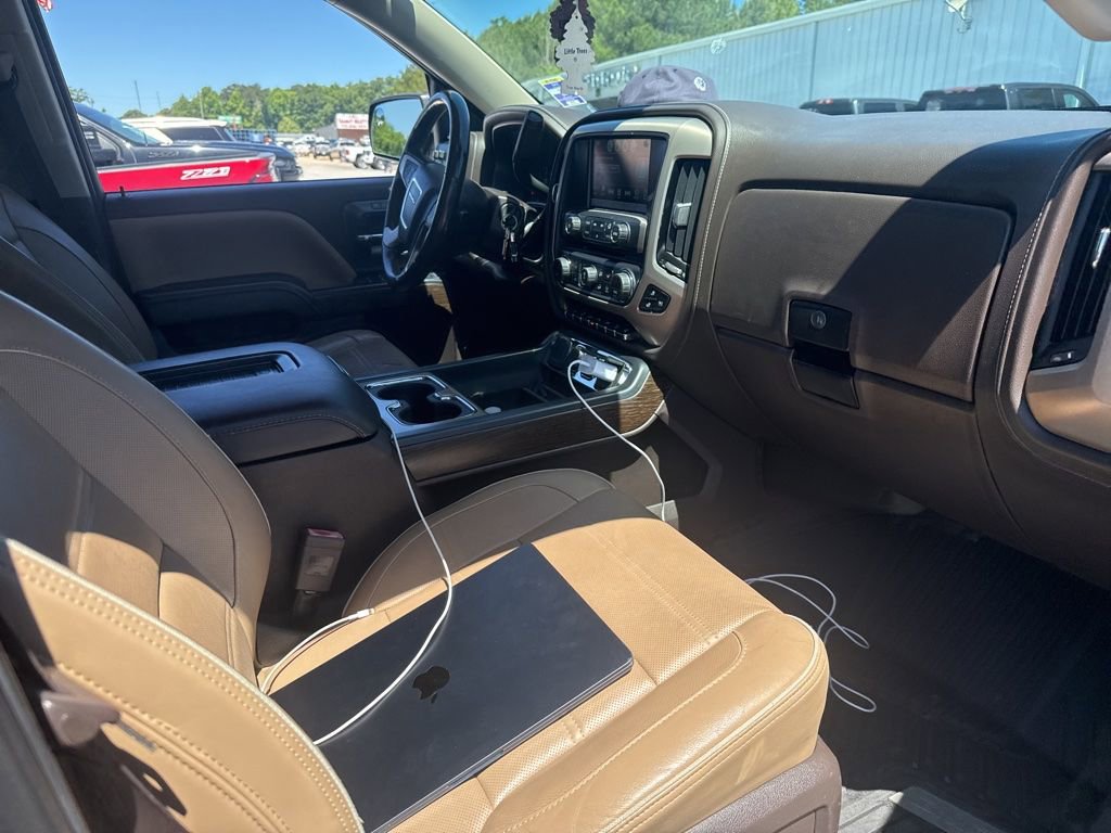 Used 2018 GMC Sierra 1500 Denali w/ Denali Ultimate Package AWD/4WD image 11