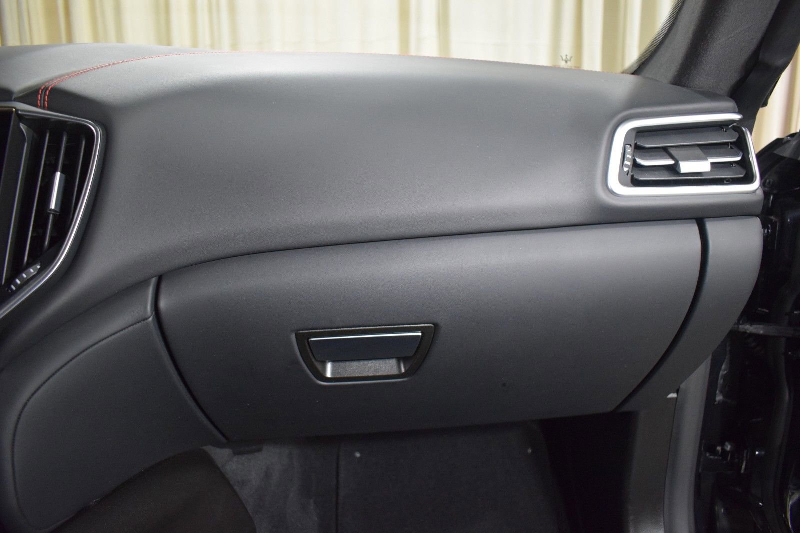 Used 2022 Maserati Ghibli Modena Q4 image 24