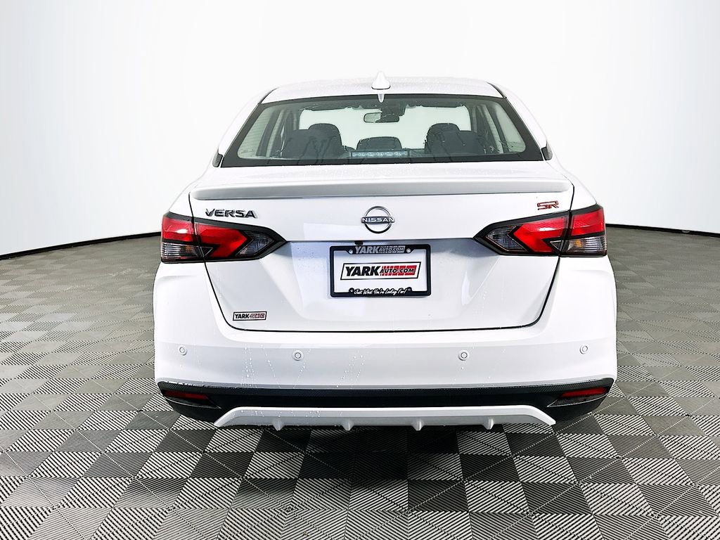 New 2025 Nissan Versa SR w/ Trunk Package image 9