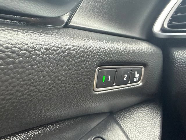 Used 2022 Honda Accord Touring image 28