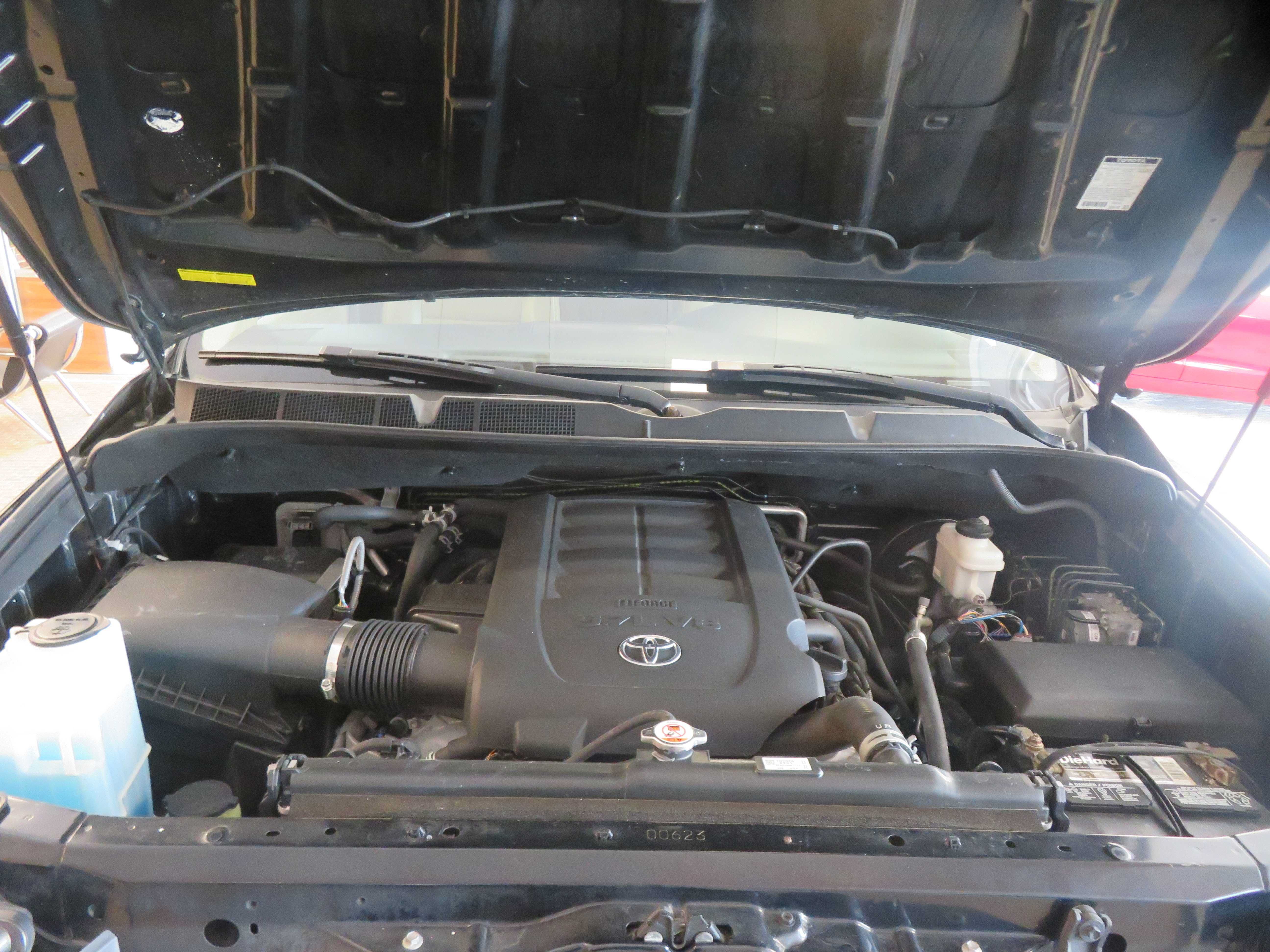 Used 2018 Toyota Sequoia Limited w/ Safety & Convenience Package AWD/4WD image 67