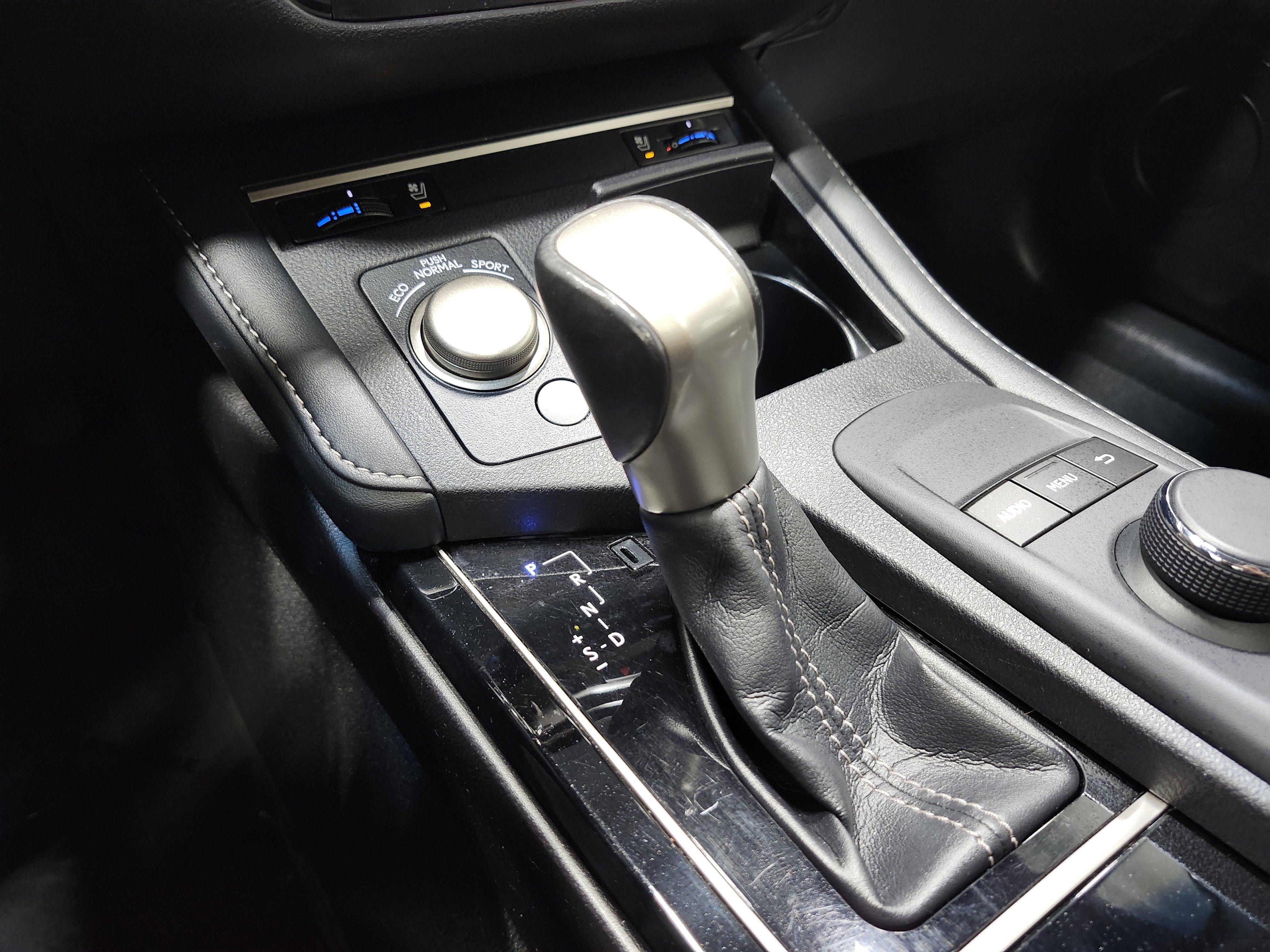 Used 2016 Lexus ES 350 w/ Premium Package w/Wood Trim image 36