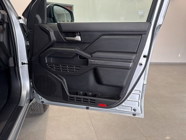 Used 2024 Toyota Tacoma TRD Off-Road image 44