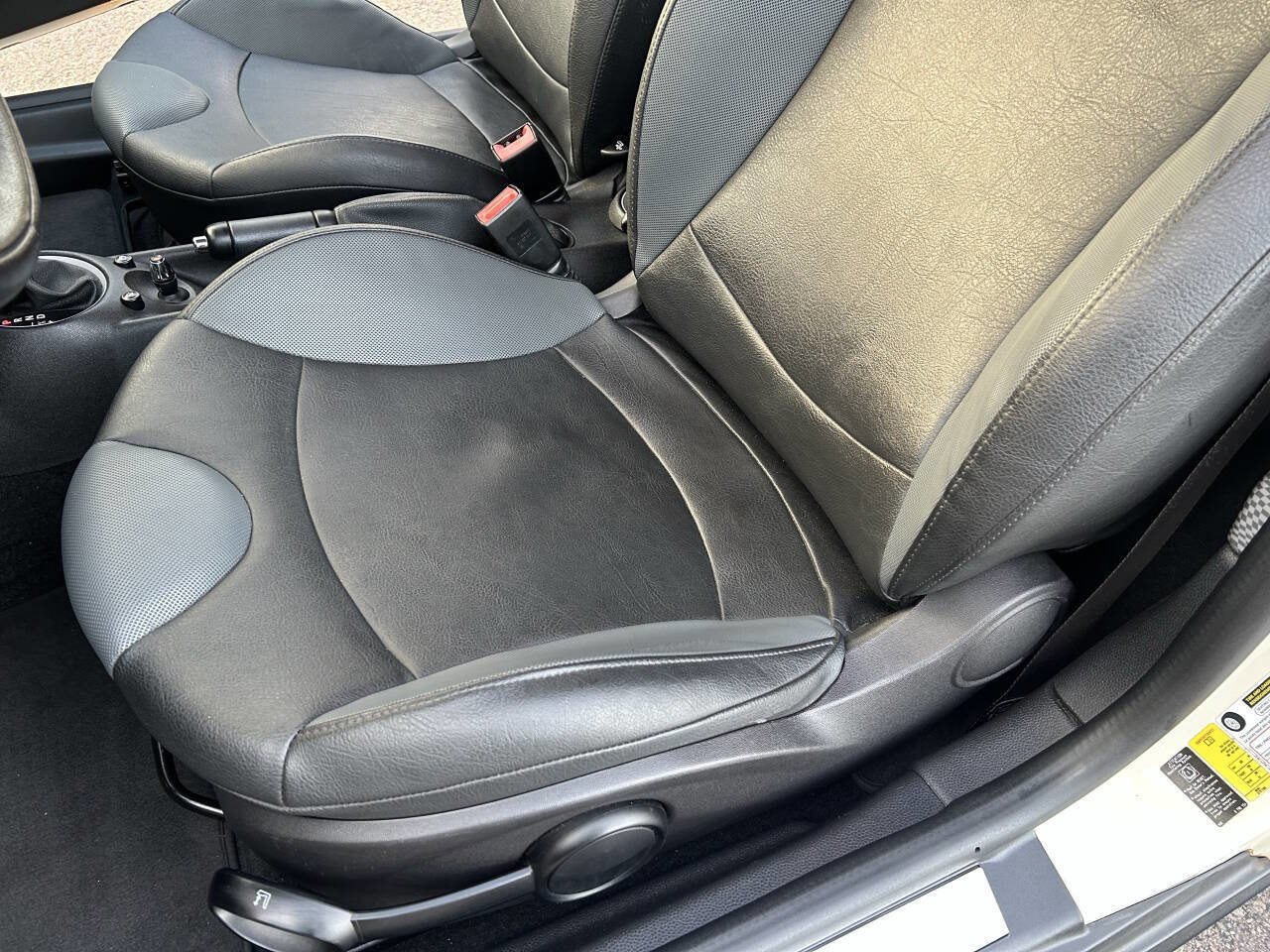 Used 2010 MINI Cooper Clubman S image 4