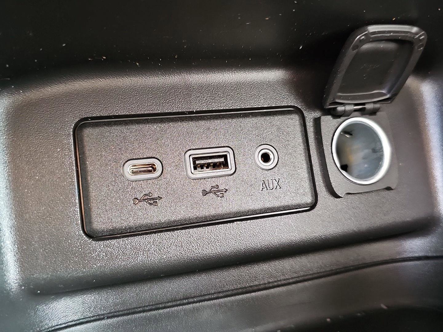 Used 2023 Chevrolet Equinox LS w/ LS Convenience Package image 20