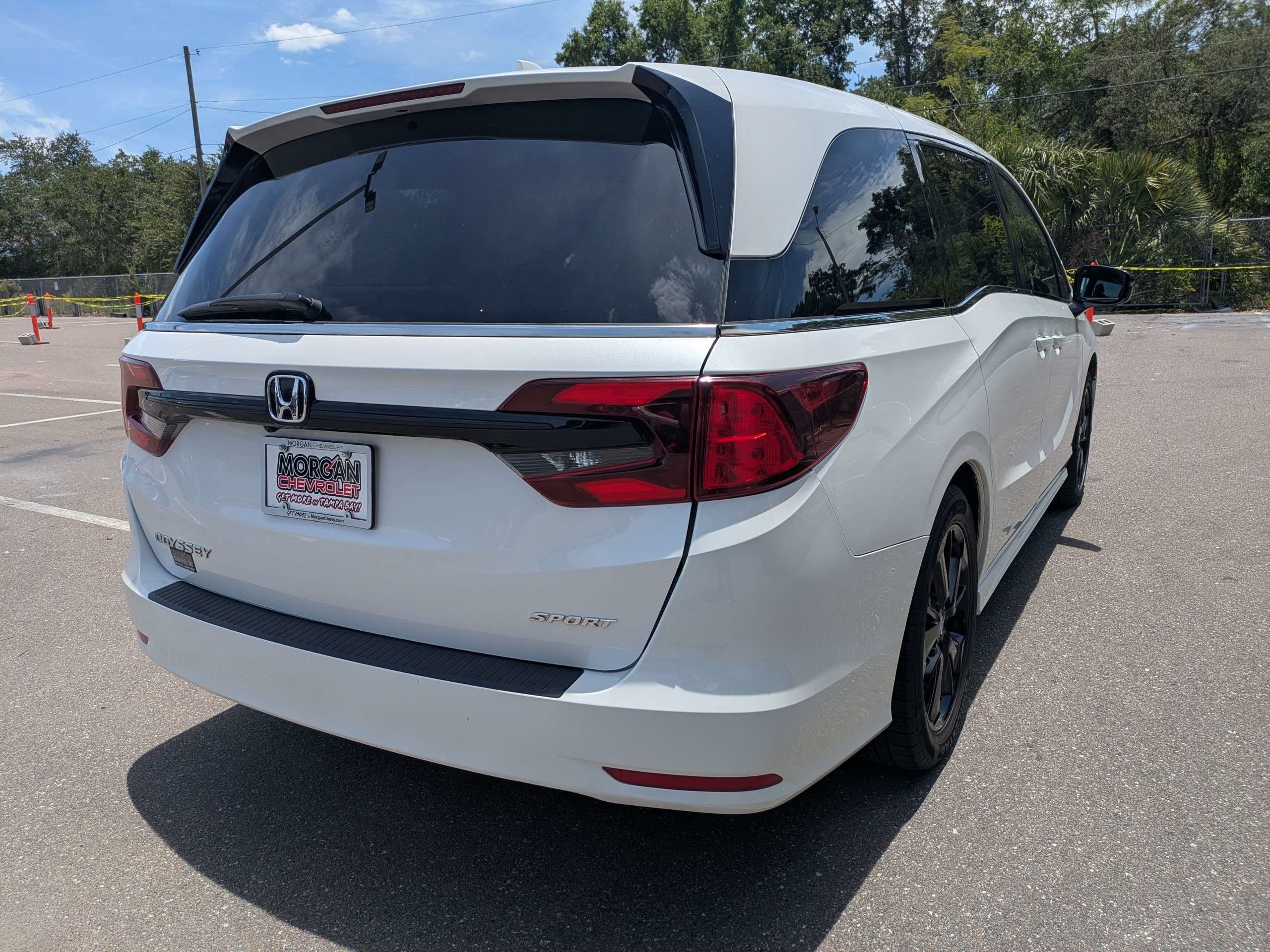 Used 2024 Honda Odyssey Sport image 3