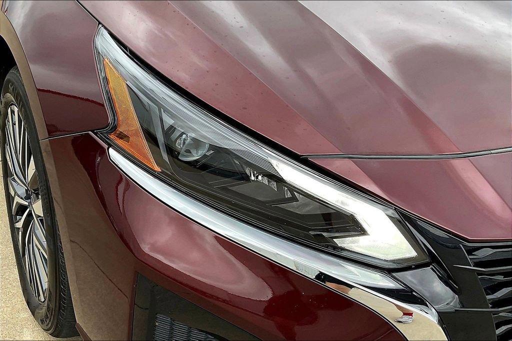 Used 2025 Nissan Altima 2.5 SV image 28