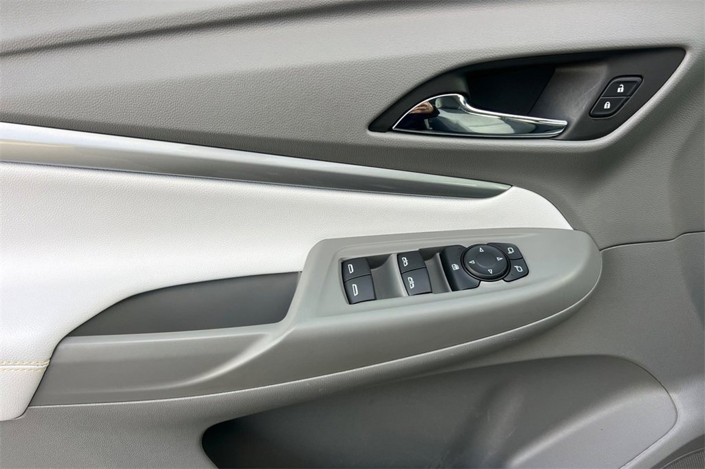Used 2023 Chevrolet Bolt EUV Premier w/ Sun & Sound Package image 11