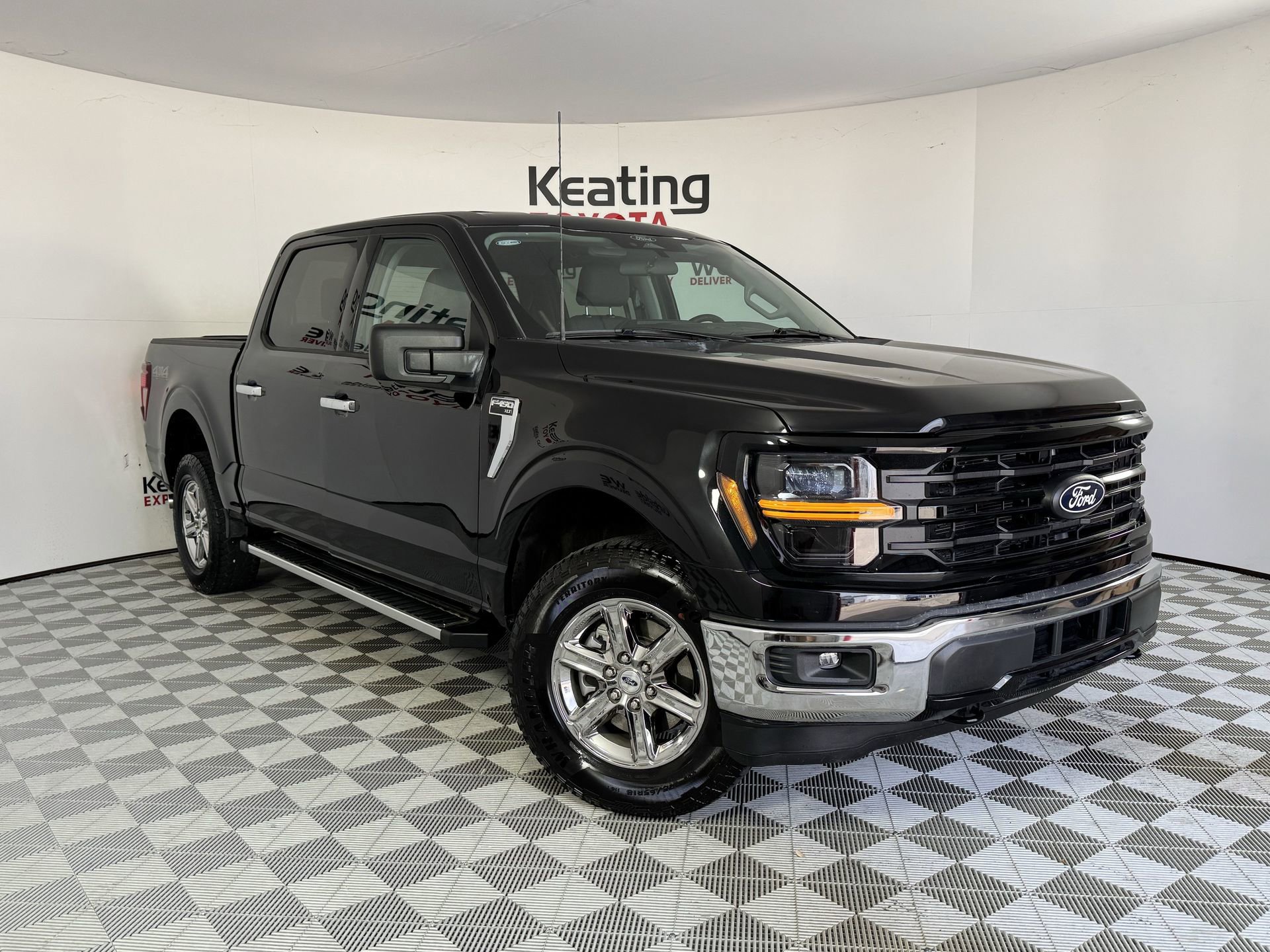 Used 2025 Ford F150 XLT w/ Equipment Group 301A Standard image 3