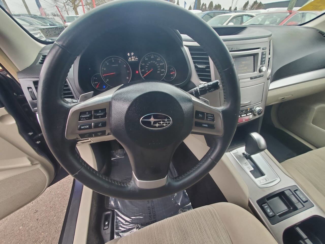 Used 2014 Subaru Outback 2.5i Premium AWD/4WD image 15