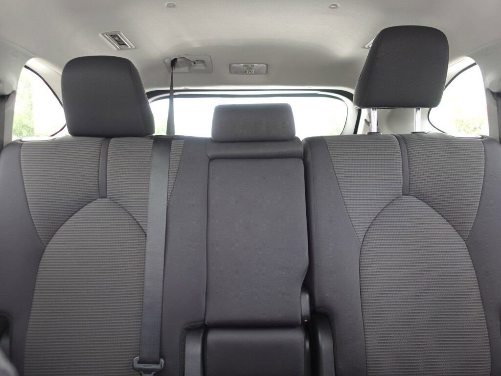 Certified 2024 Toyota Highlander LE image 16