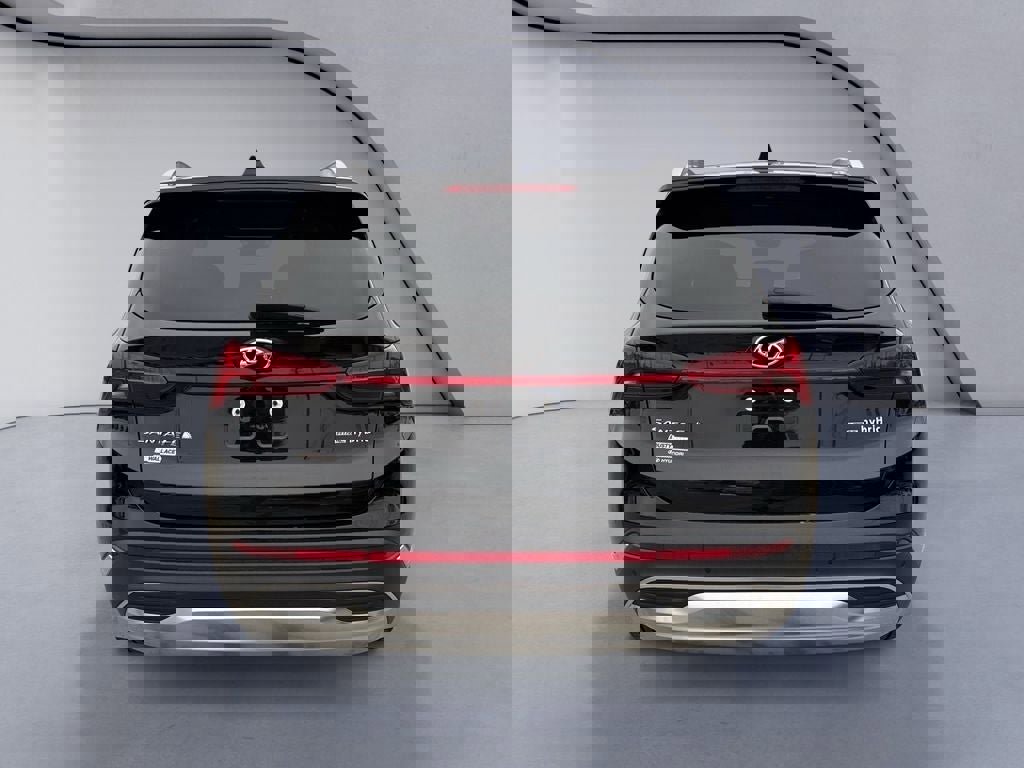 Used 2023 Hyundai Santa Fe SEL Premium image 4