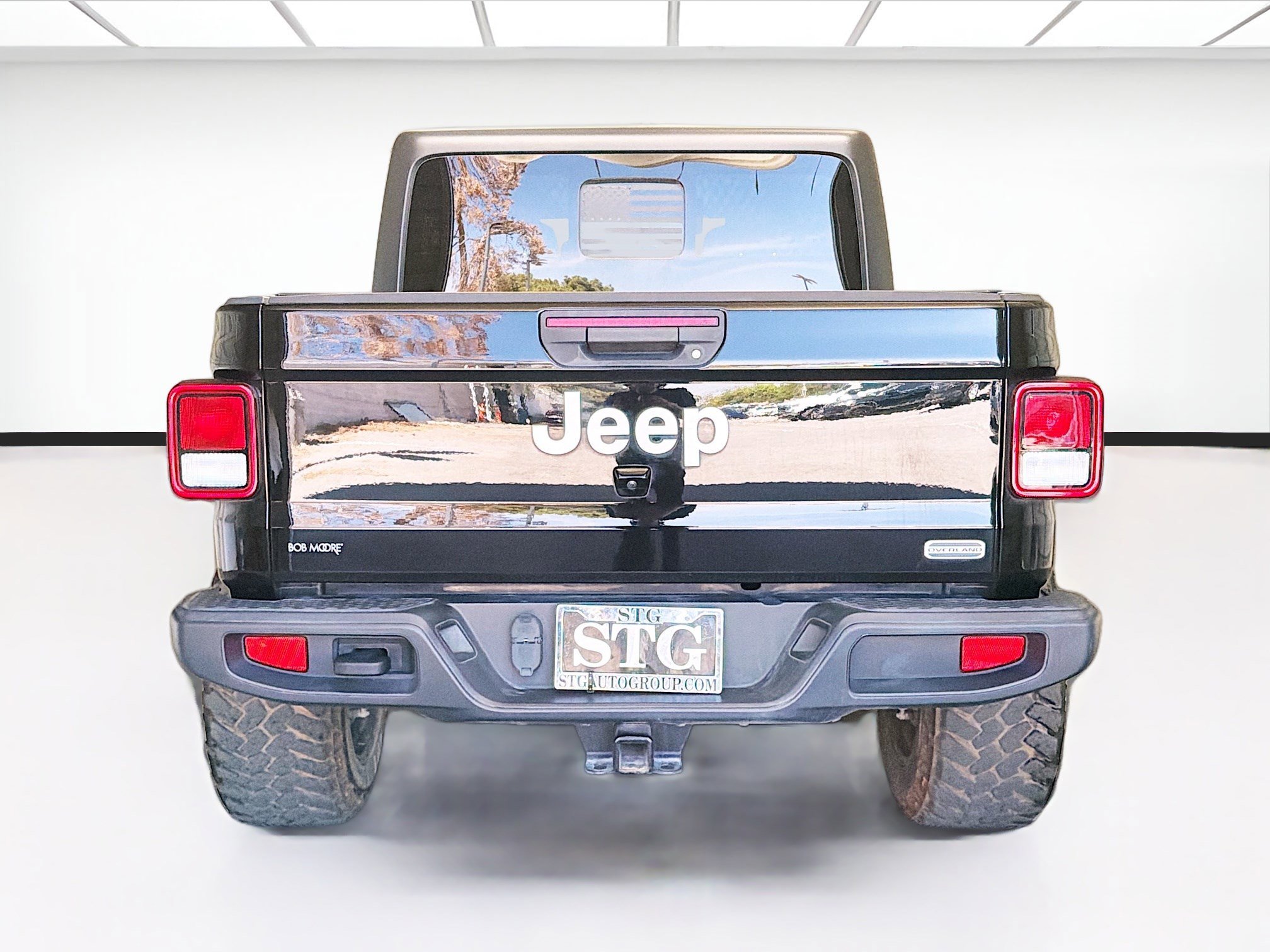 Used 2022 Jeep Gladiator Overland w/ Trailer Tow Package AWD/4WD image 5