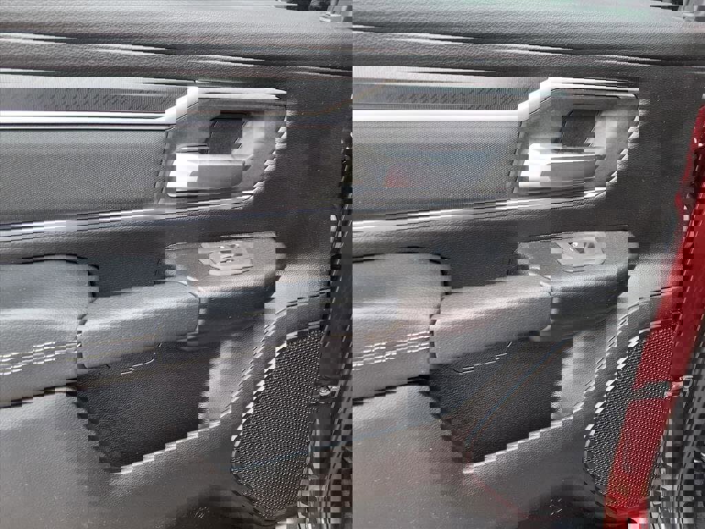 Used 2025 RAM 1500 Big Horn image 24