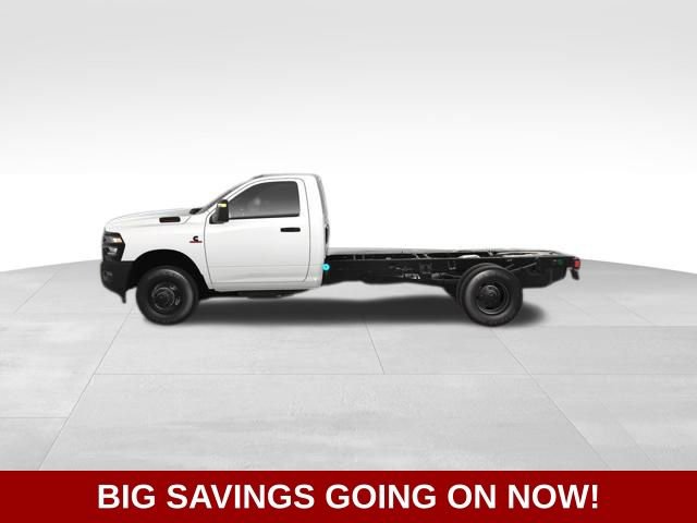 New 2025 RAM 3500 Tradesman image 4