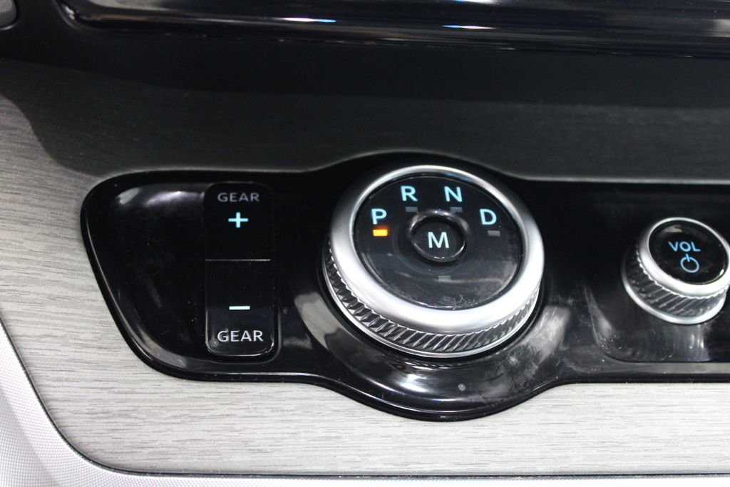 Used 2025 Ford Expedition Platinum image 49