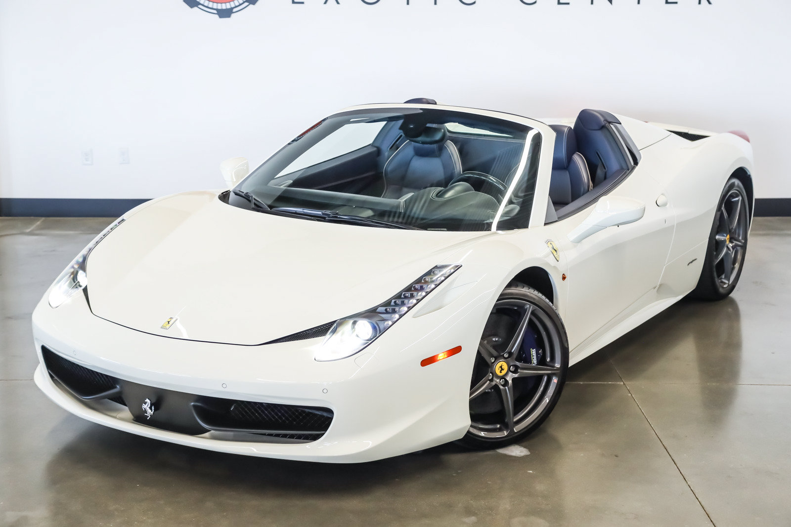 Used 2015 Ferrari 458 Spider RWD image 7