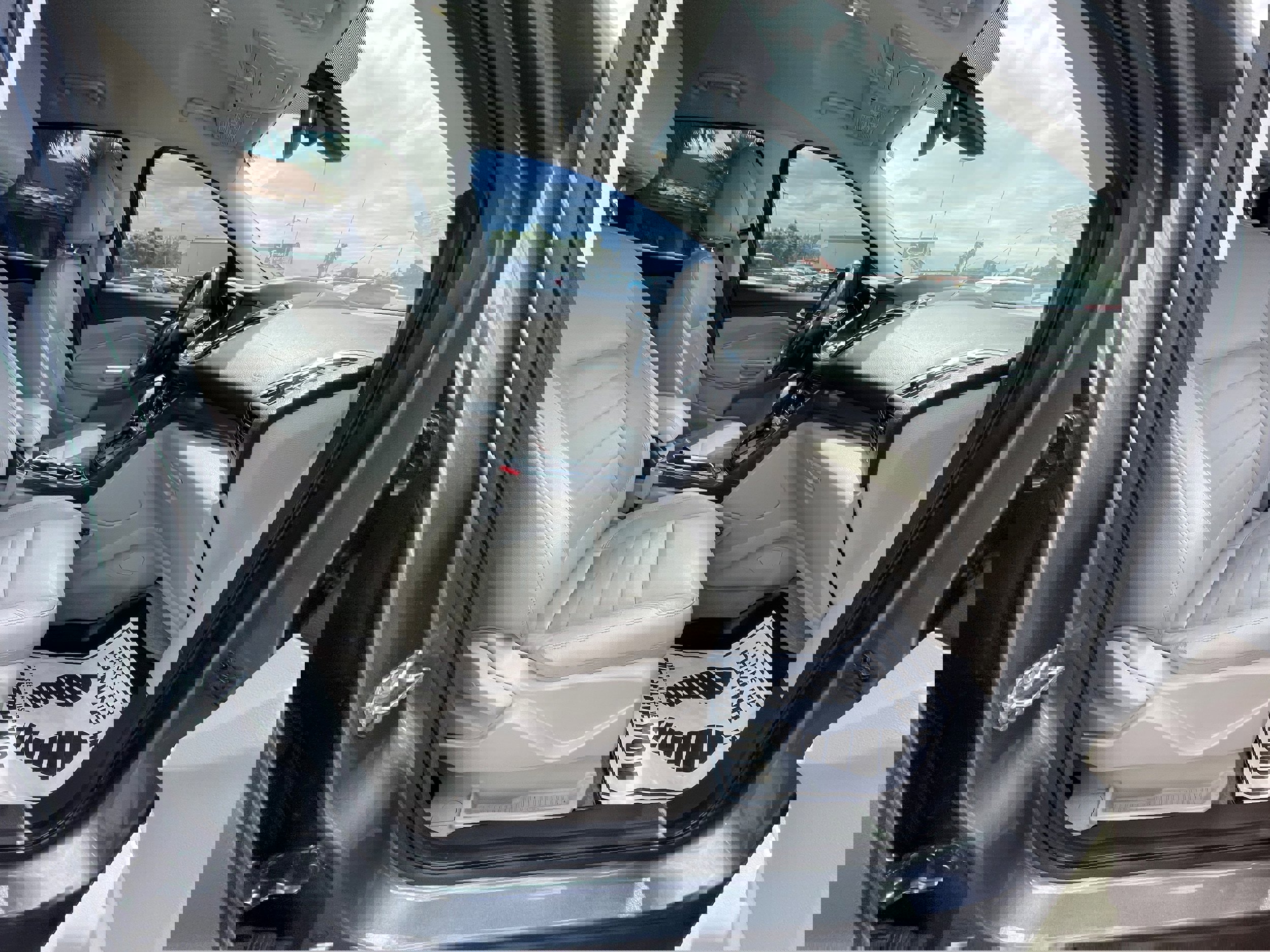 Used 2014 Ford Escape Titanium w/ Equipment Group 401A image 24