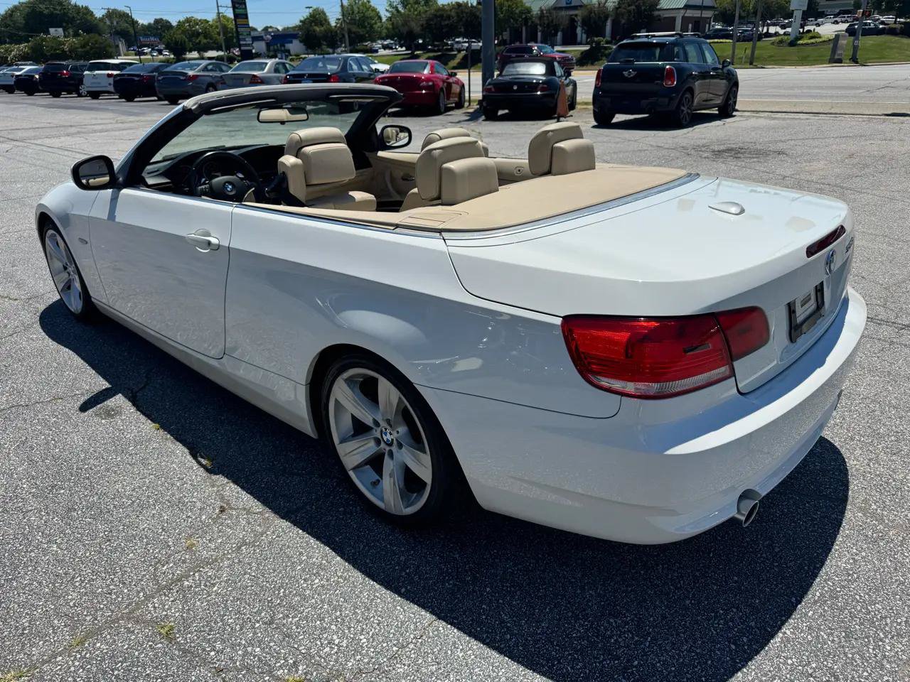 Used 2010 BMW 335i Convertible RWD image 13