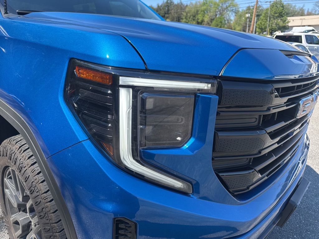 Used 2022 GMC Sierra 1500 Elevation image 8