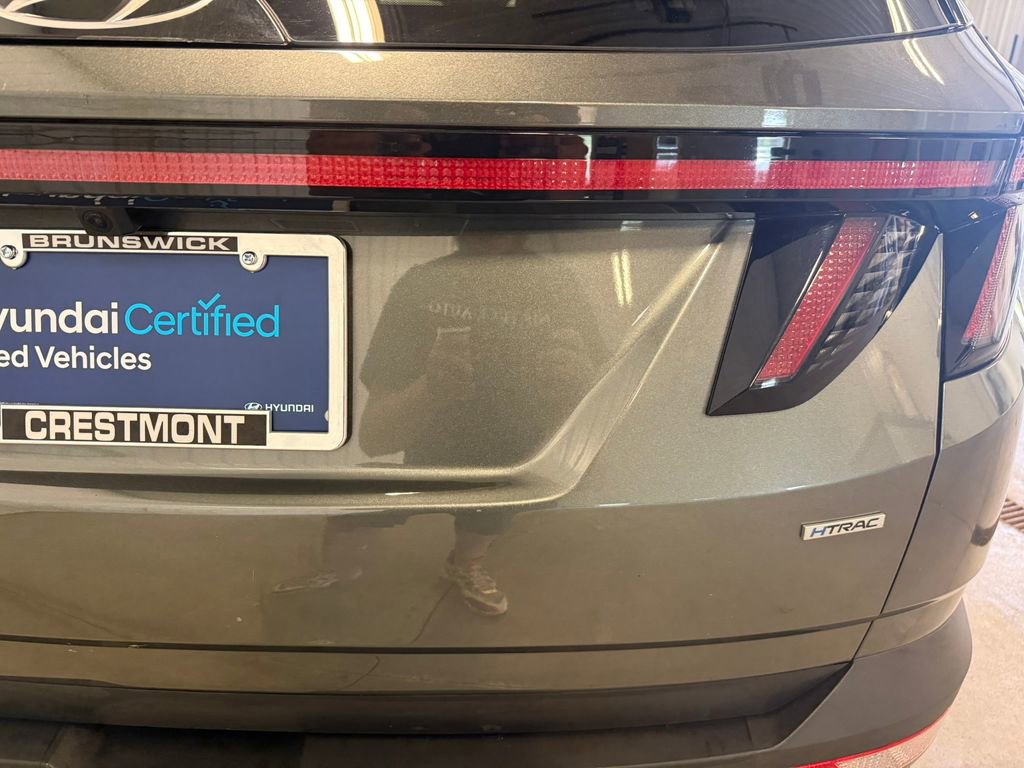 Certified 2023 Hyundai Tucson Limited AWD/4WD image 19