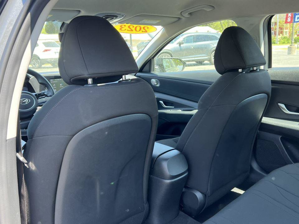 Used 2023 Hyundai Elantra SEL FWD image 26