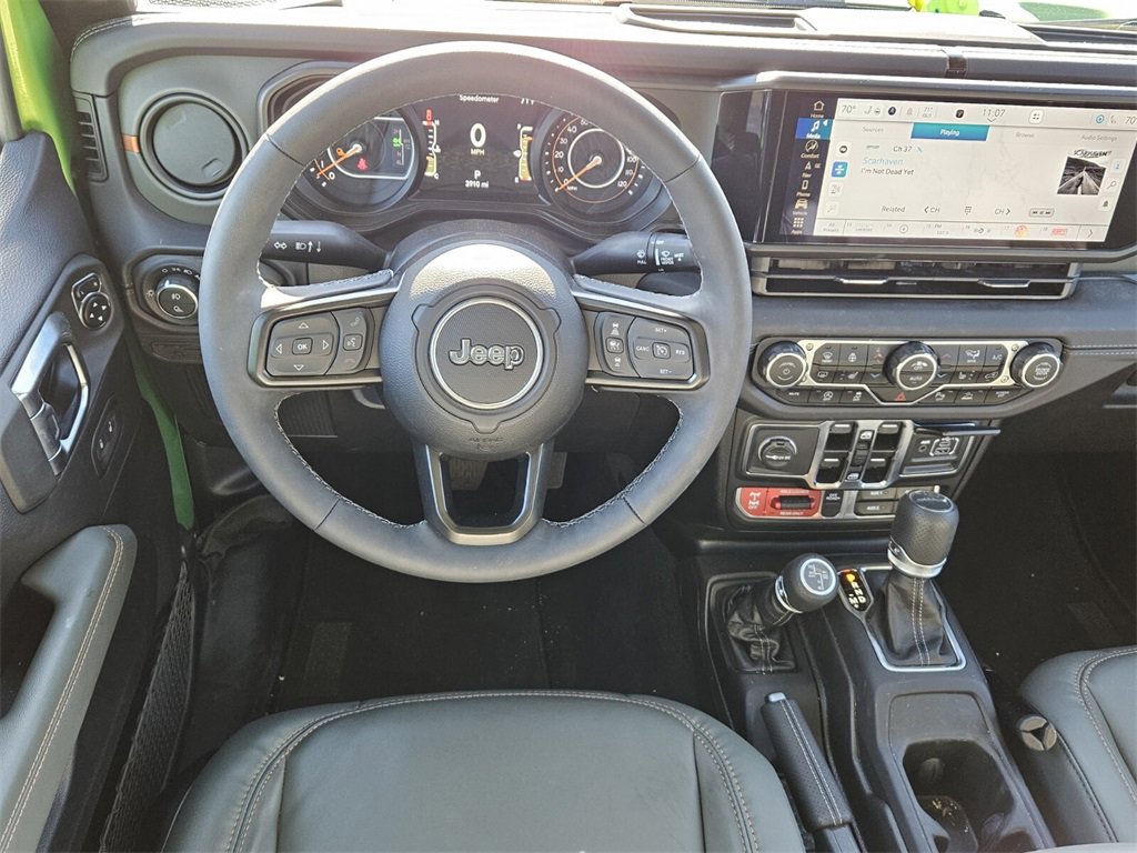 New 2025 Jeep Gladiator Mojave image 12