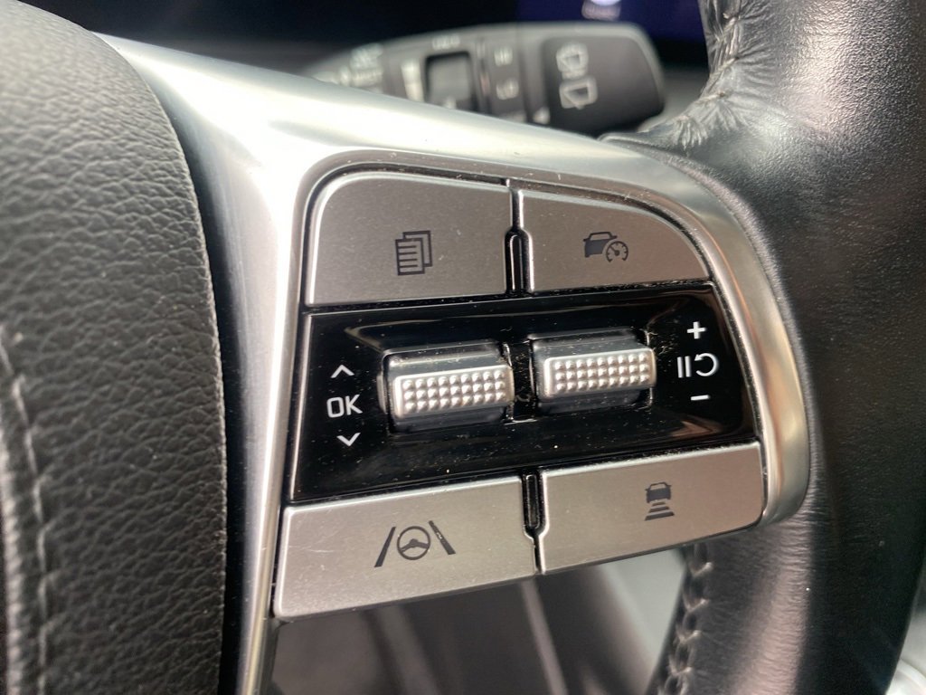 Used 2023 Kia Telluride LX image 30