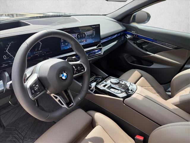Used 2027 BMW 530i w/ M Sport Package RWD image 3