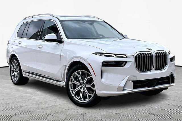 Used 2026 BMW X7 xDrive40i image 11