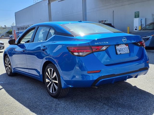 Used 2025 Nissan Sentra SV w/ SV Premium Package FWD image 3