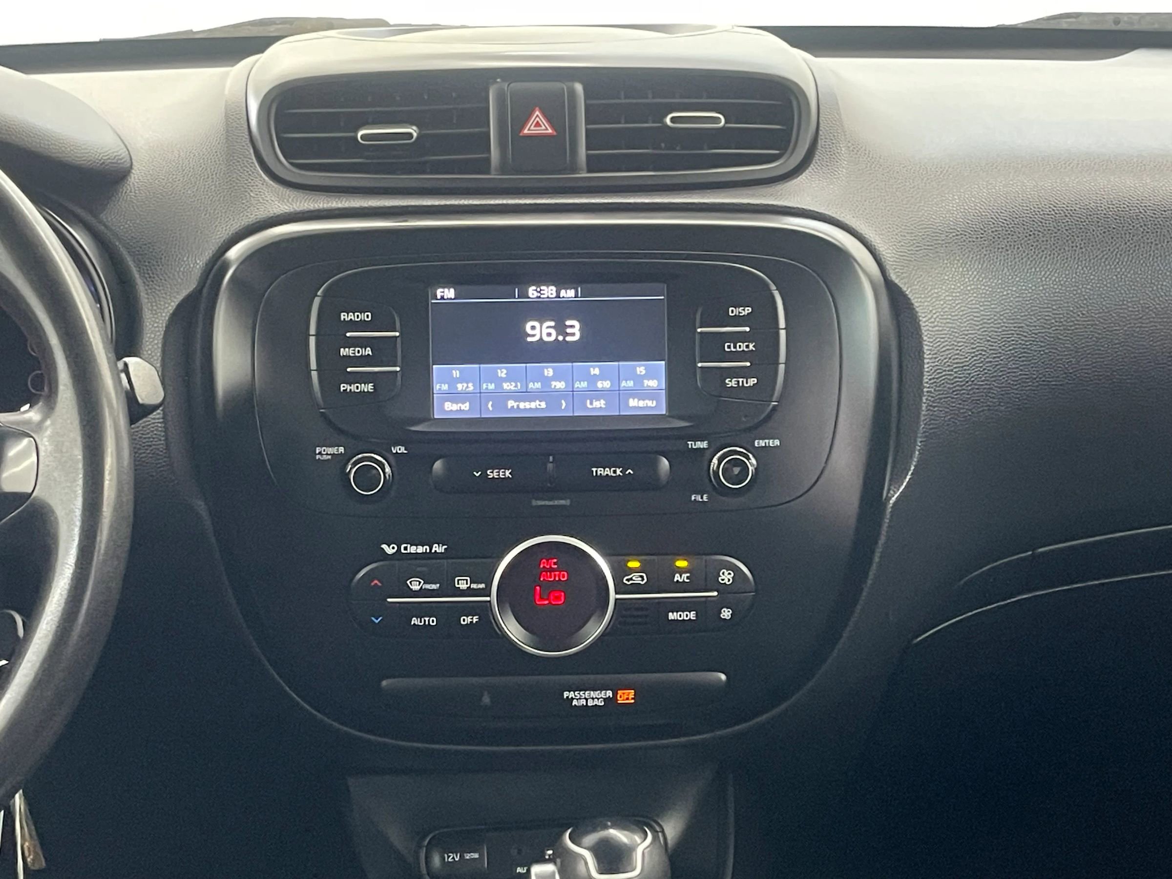 Used 2017 Kia Soul + image 15