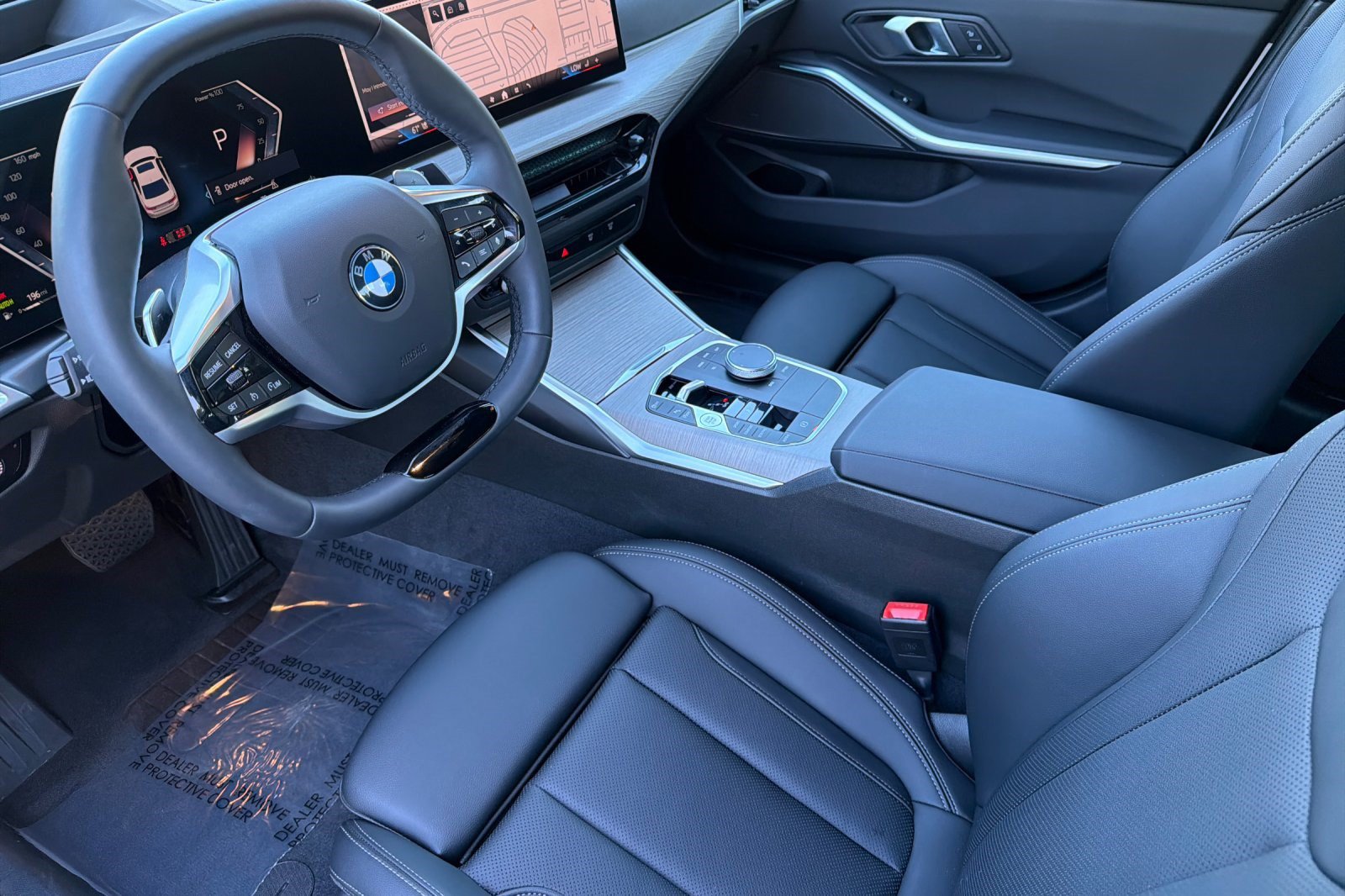 Used 2025 BMW 330i Sedan w/ Premium Package RWD image 11