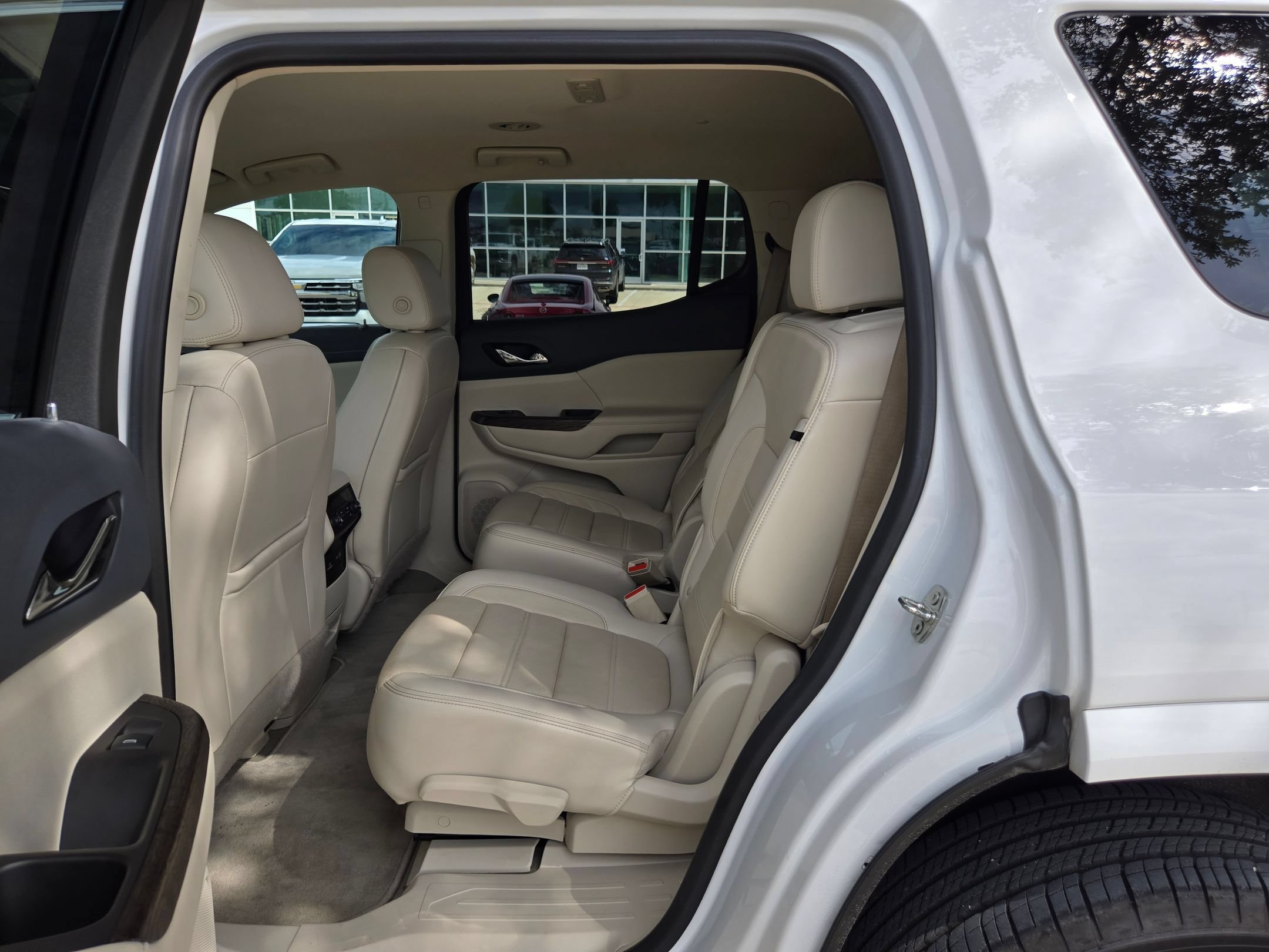 Certified 2020 GMC Acadia Denali w/ Trailering Package AWD/4WD image 20