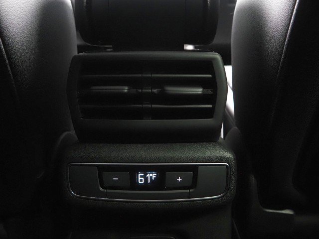 Used 2023 Audi Q4 e-tron Premium Plus w/ Premium Plus RWD image 24