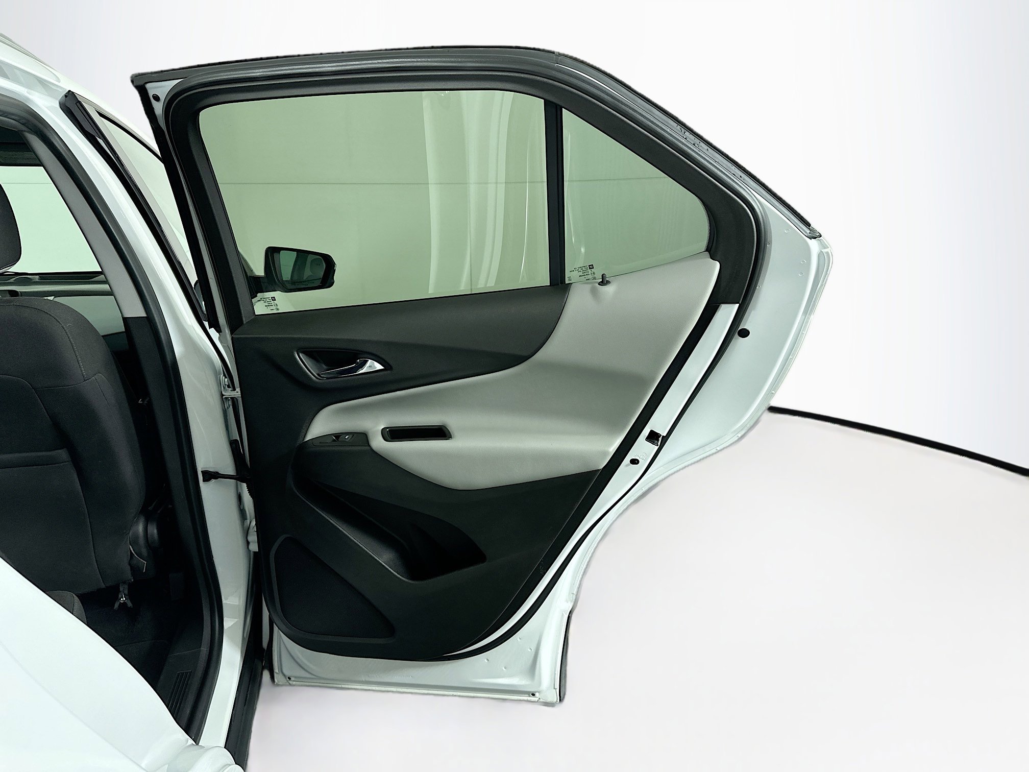 Used 2019 Chevrolet Equinox LT image 29