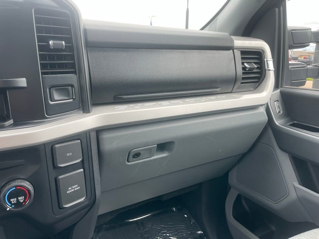 Used 2024 Ford F250 XLT image 48