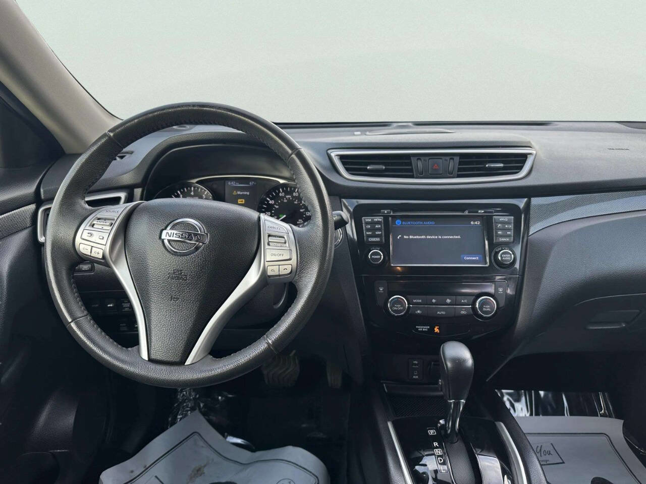 Used 2015 Nissan Rogue SL AWD/4WD image 22