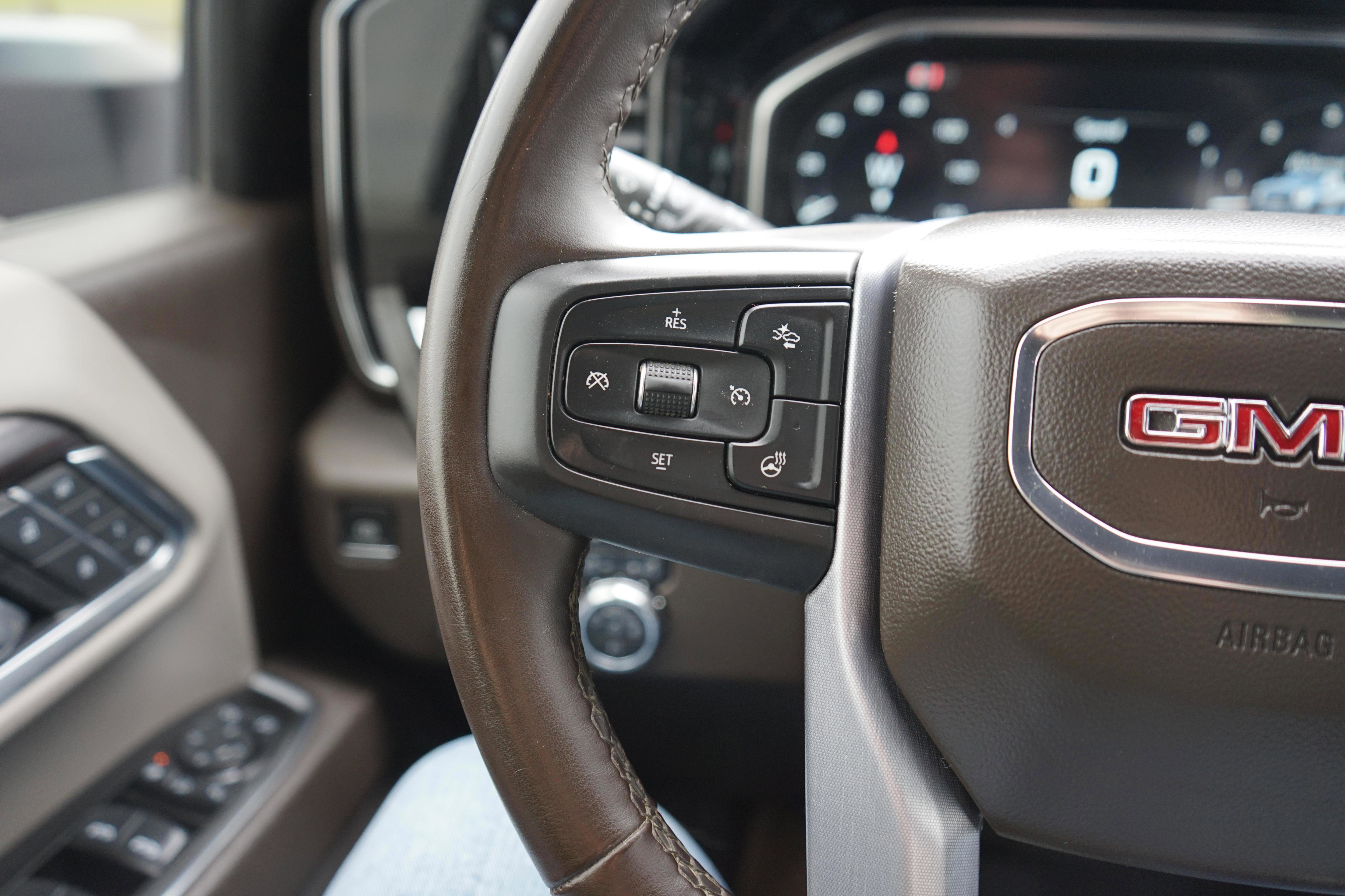 Used 2025 GMC Sierra 2500 SLT w/ SLT Convenience Package AWD/4WD image 12