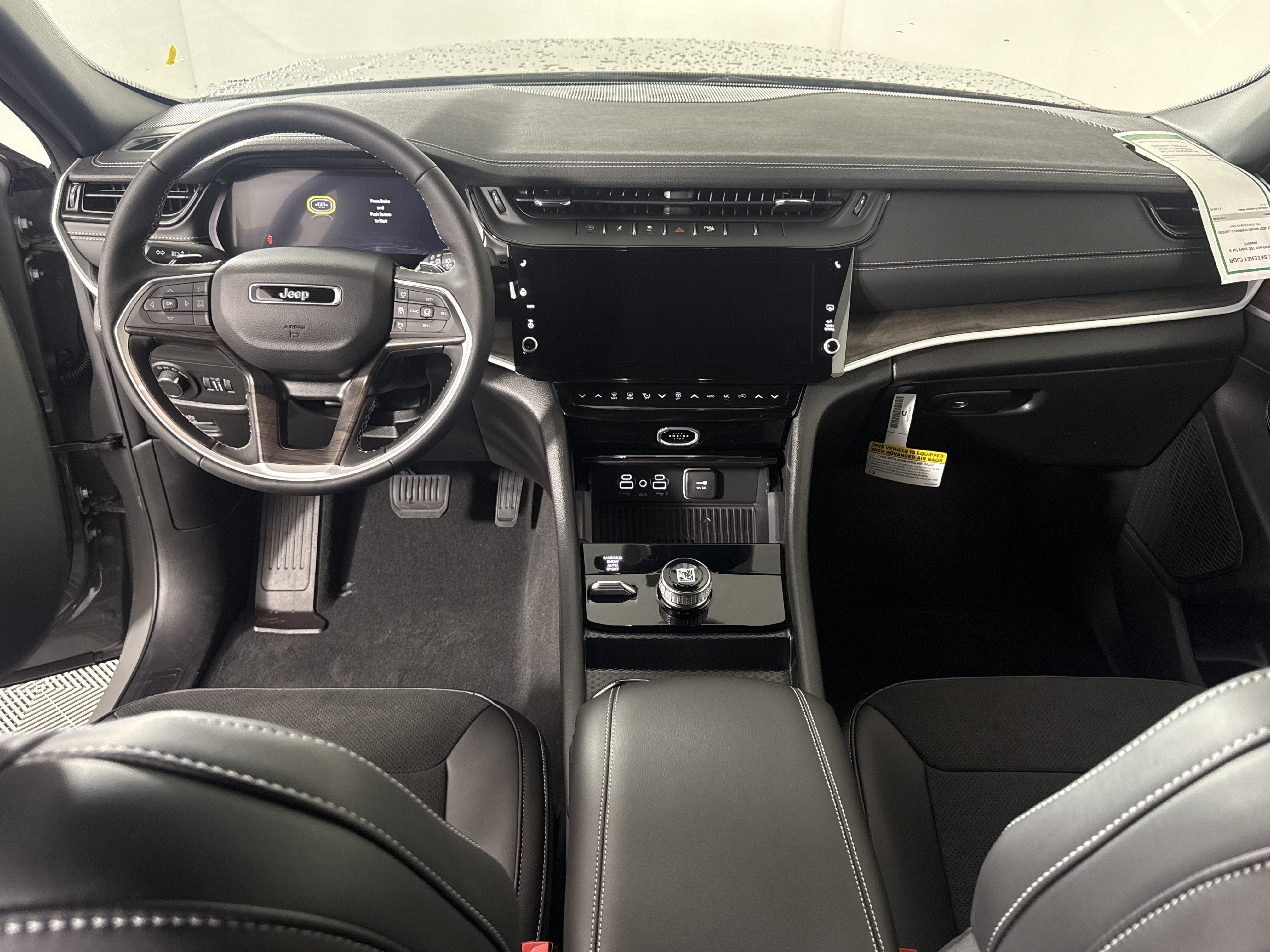 New 2027 Jeep Grand Cherokee 4WD image 15