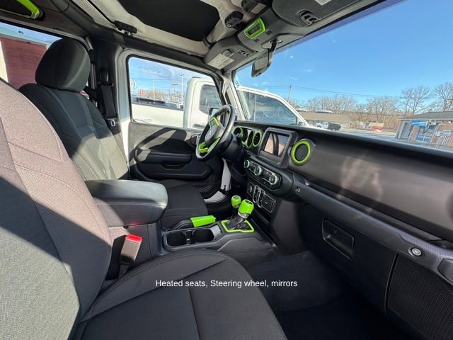 Used 2022 Jeep Gladiator Sport image 18