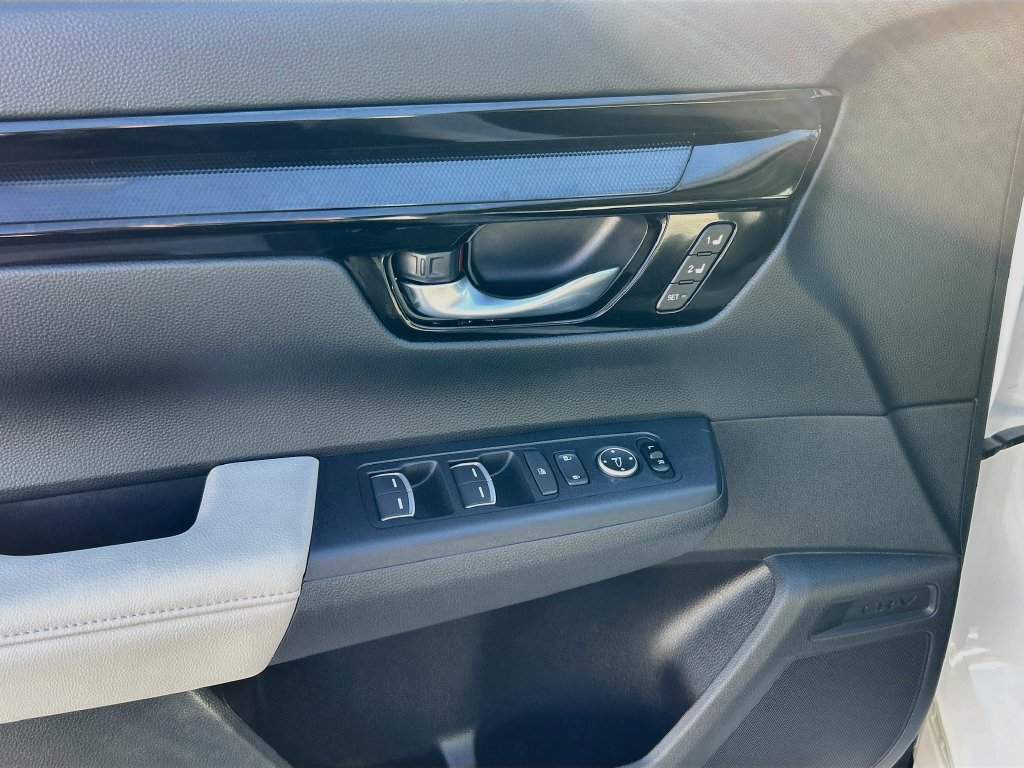 Certified 2026 Honda CR-V EX-L image 17