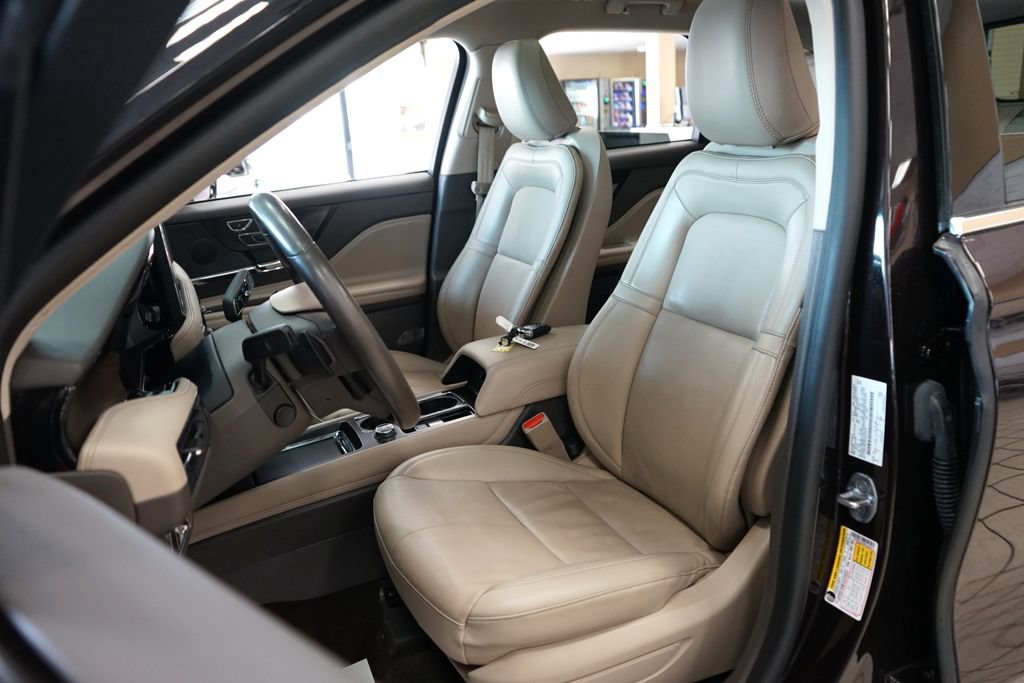 Used 2023 Lincoln Corsair Reserve w/ Equipment Group 201A AWD/4WD image 26