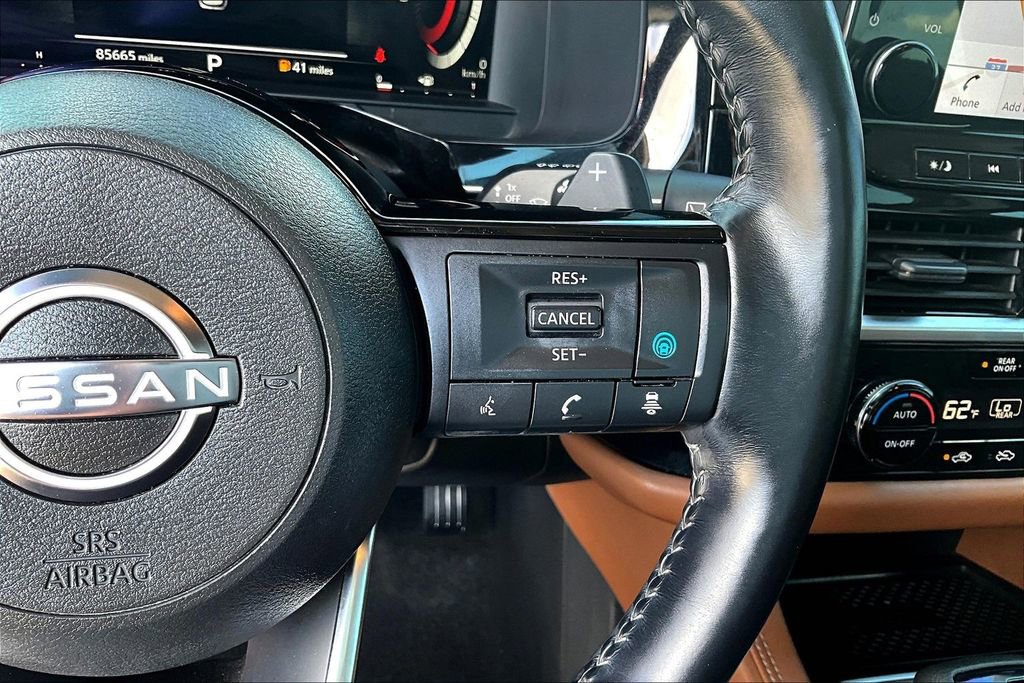 Used 2023 Nissan Pathfinder Platinum AWD/4WD image 13