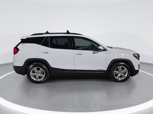Used 2019 GMC Terrain SLE w/ Driver Convenience Package image 2