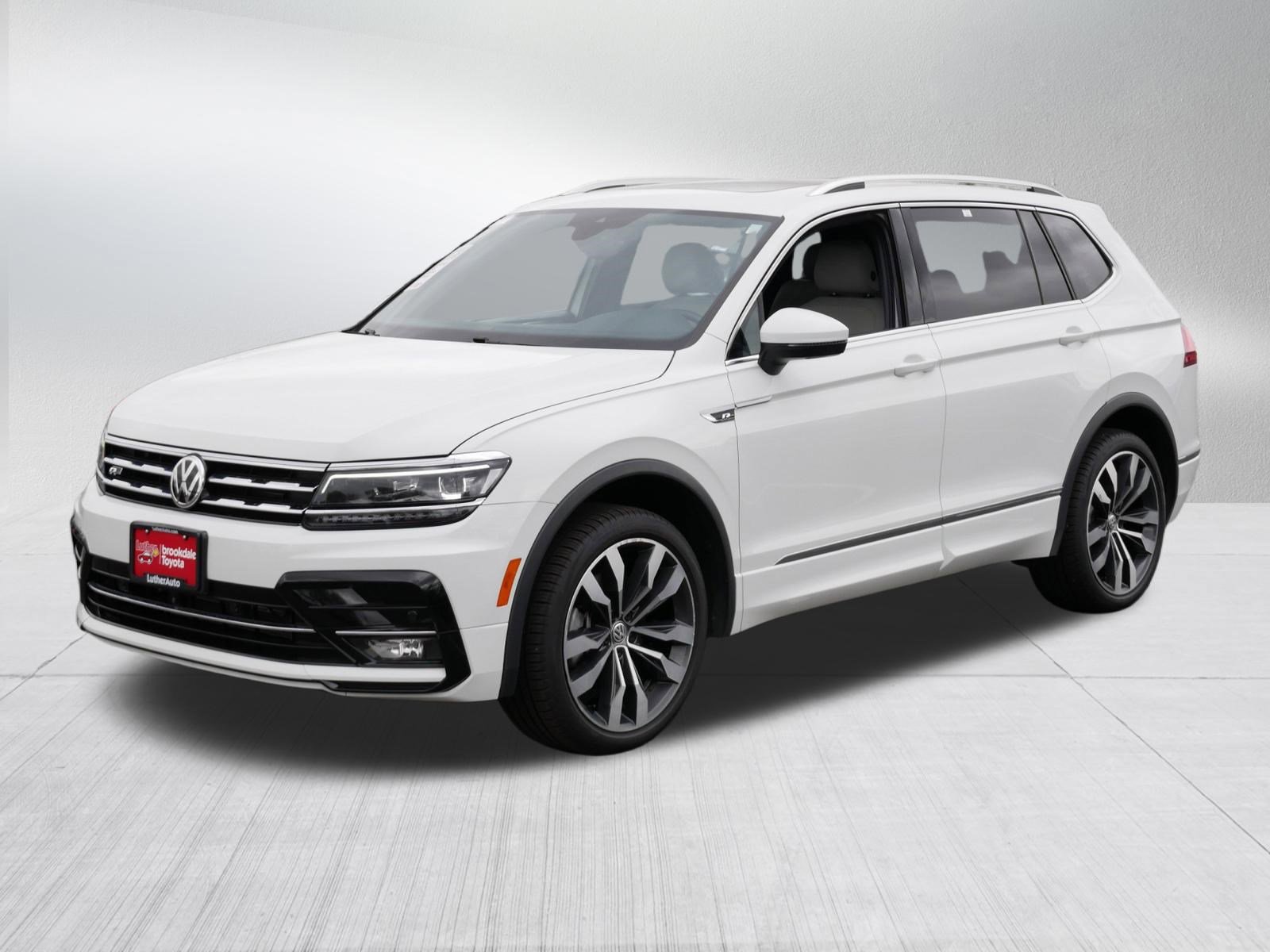 Used 2021 Volkswagen Tiguan SEL Premium R-Line AWD/4WD image 3