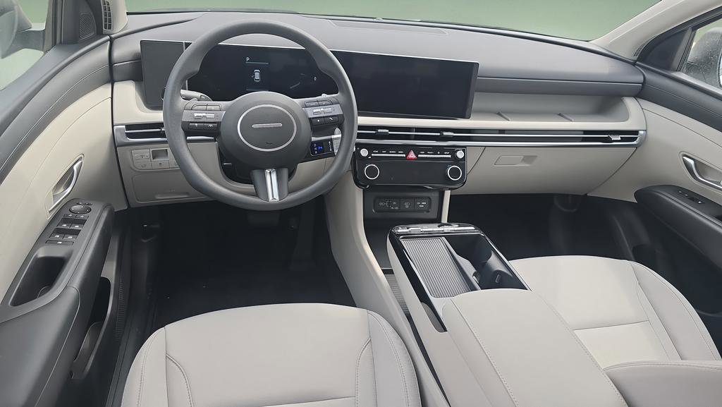 New 2026 Hyundai Tucson SEL image 18